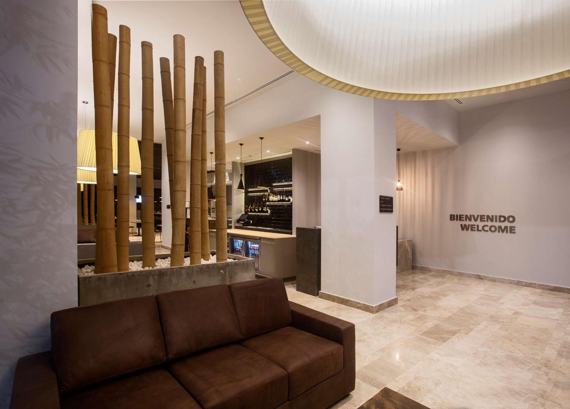 Hampton By Hilton David, Panamá 3*